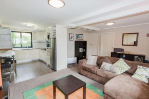10 Kanangra Unit - 2-10 Kanangra Crescent